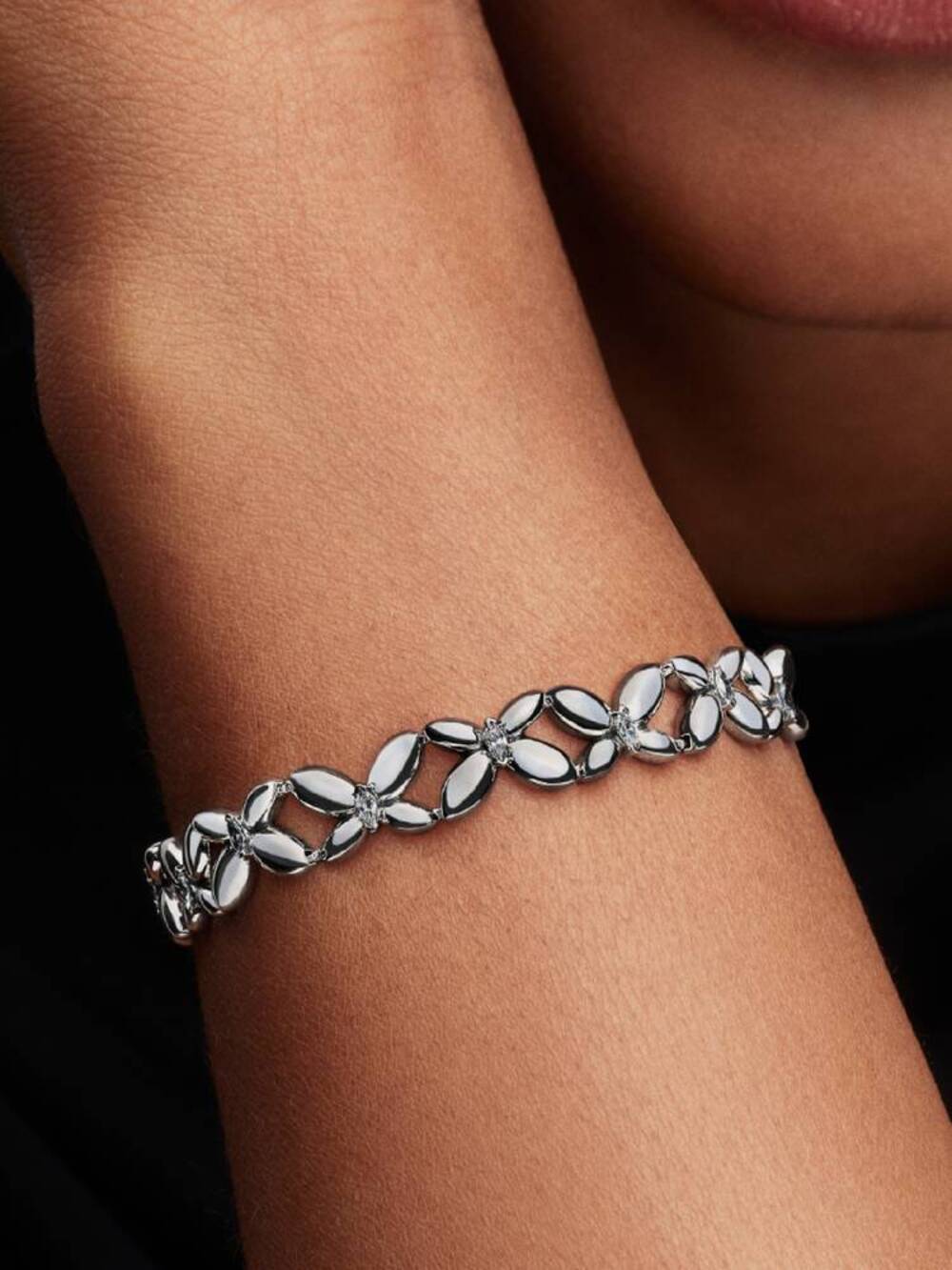 Pandora Butterfly Link Bracelet - Picture 3 of 4